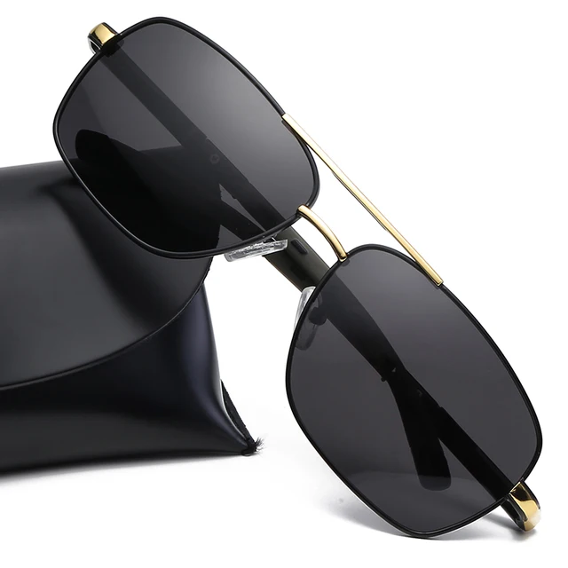 Lentes de Sol 2026   / Negro-Dorado C94