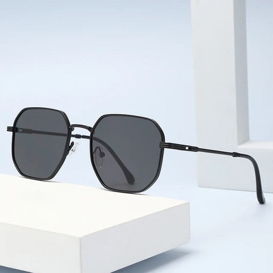 Lentes de Sol 2026  / Negro C142