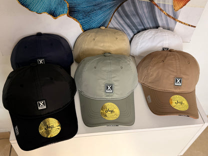 Gorra Xtrixx de Jagi Caps Impermeable - Blanca KCN66