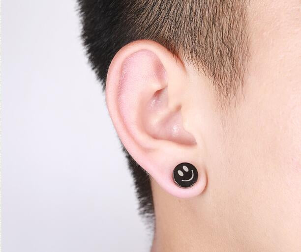 Pair of Magnet Earrings Happy Face Design 8mm